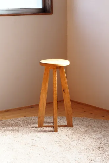 stool KURI