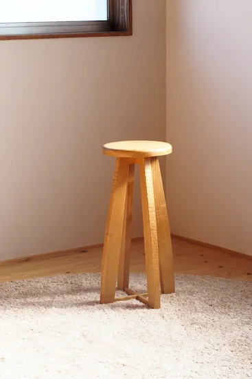 stool KURI