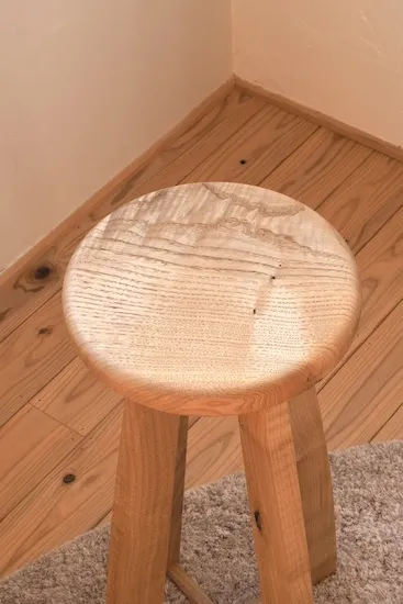 stool KURI