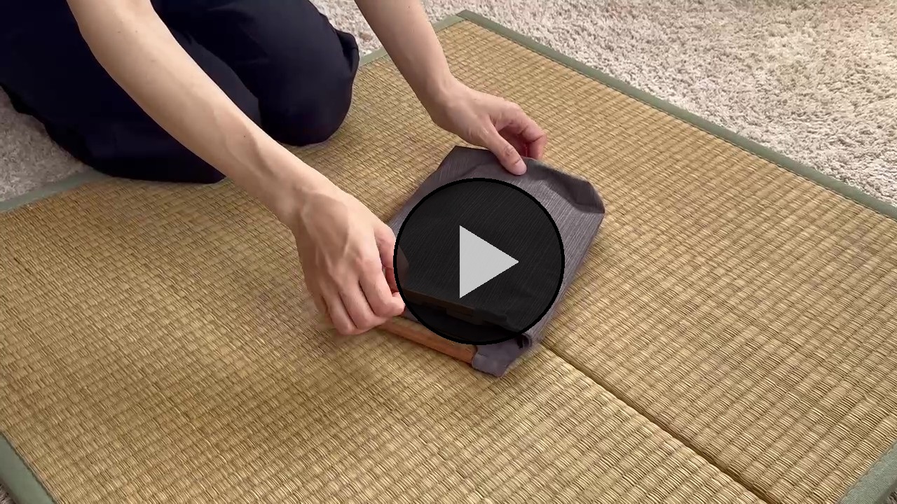 折り畳み式　正座用スツール 動画サムネイル